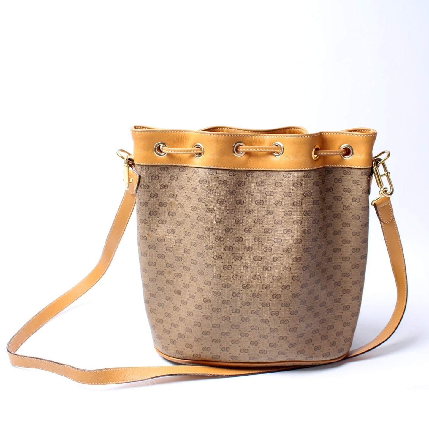 Gucci 001.907 Bucket Bag