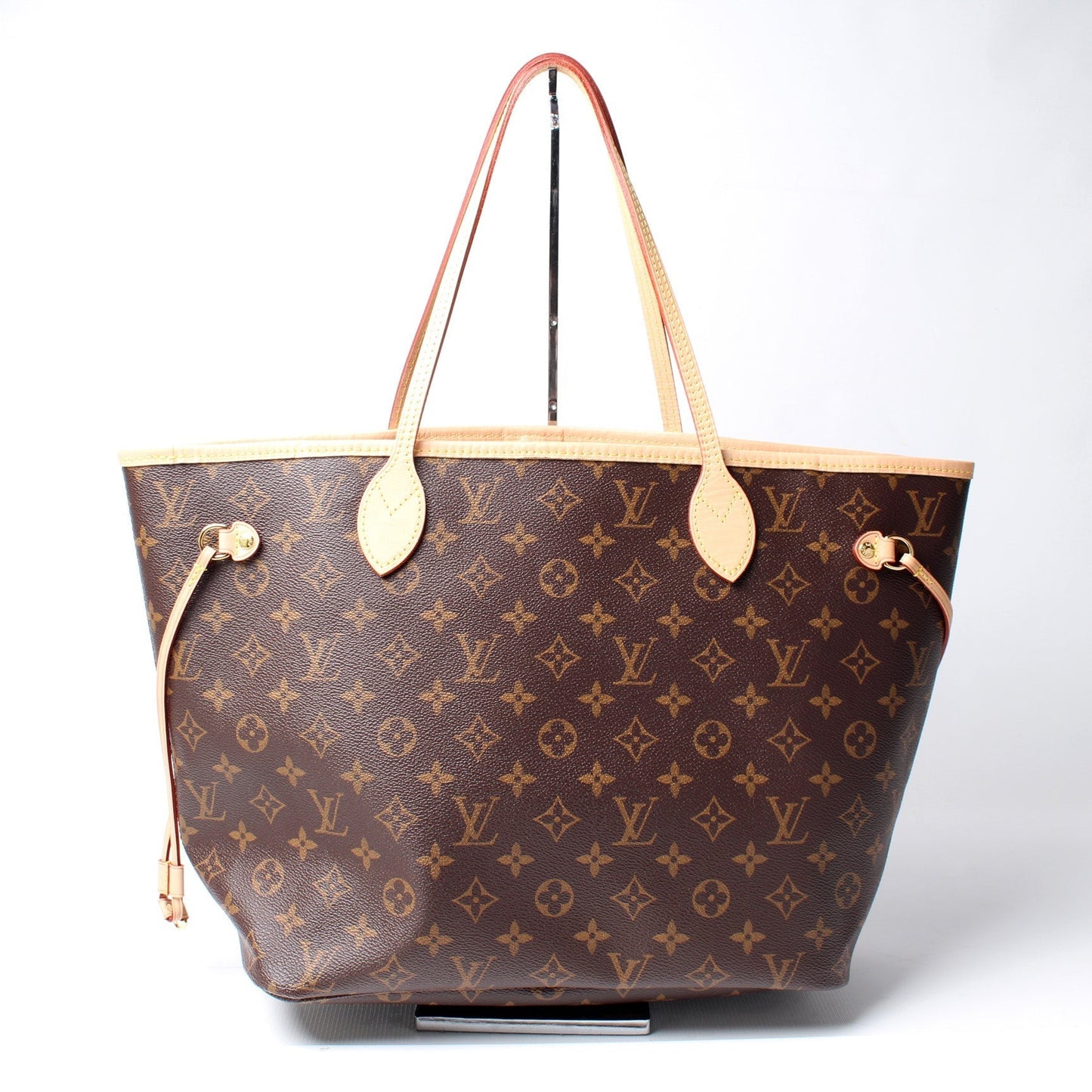 Louis Vuitton Neverfull MM Monogram Tote Bag Monogram 144