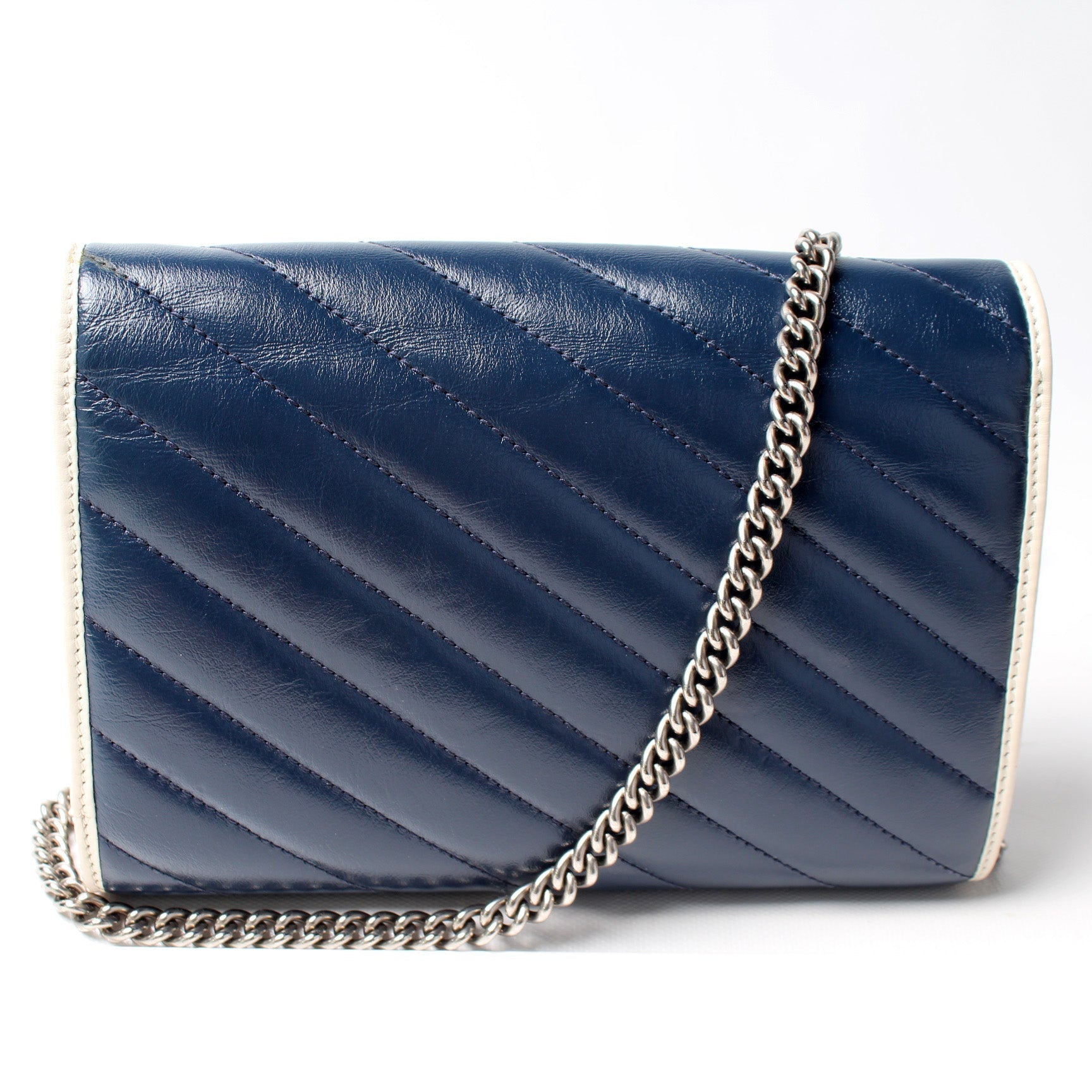Gucci Marmont Torchon Chain Wallet Case