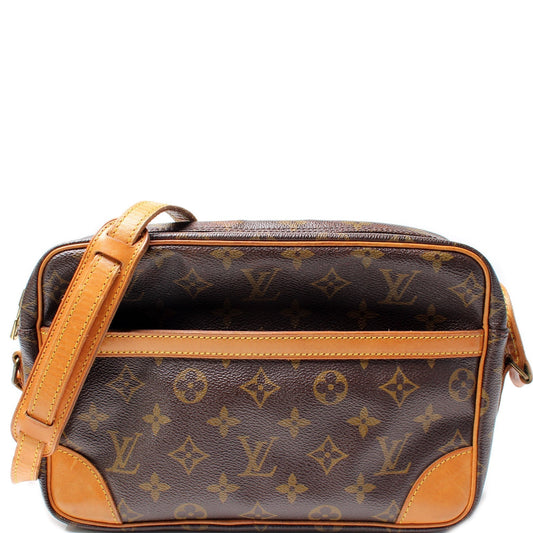 Louis Vuitton Trocadero 27 Monogram Handbag Monogram 14