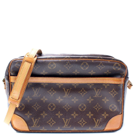 Louis Vuitton Trocadero 30 Monogram Handbag Monogram 13