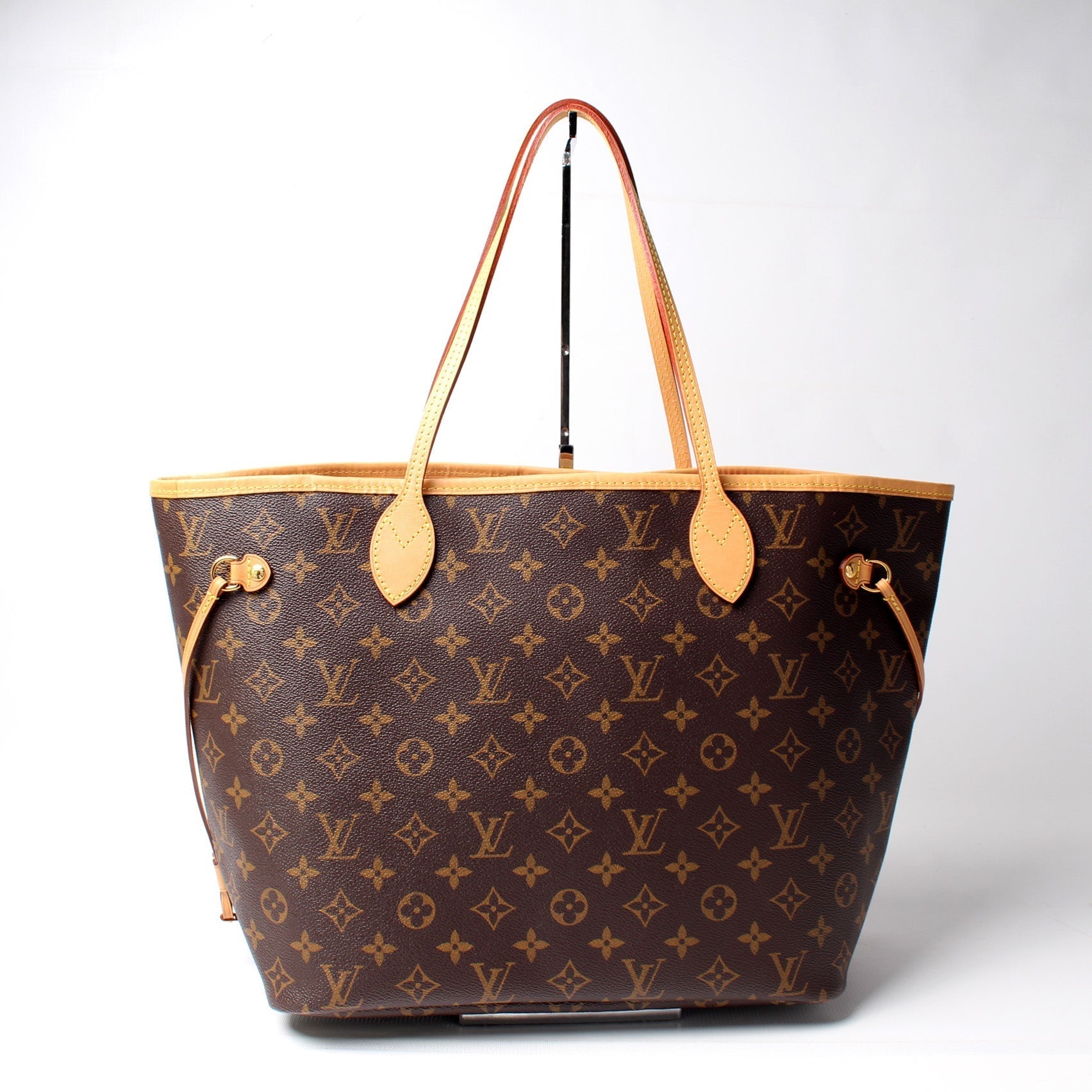 Louis Vuitton Neverfull MM Monogram Tote Bag Monogram 168