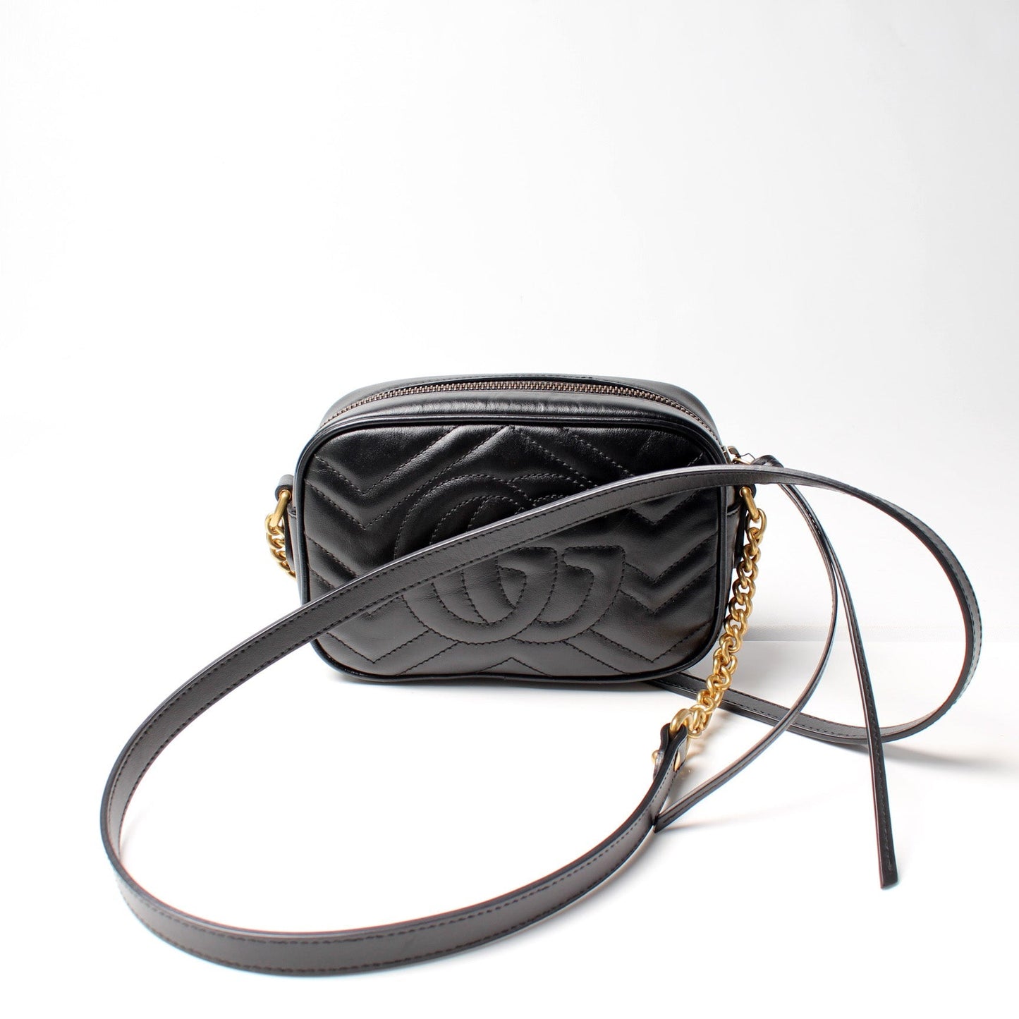 Gucci Marmont Camera Mini Crossbody Bag Bag 21