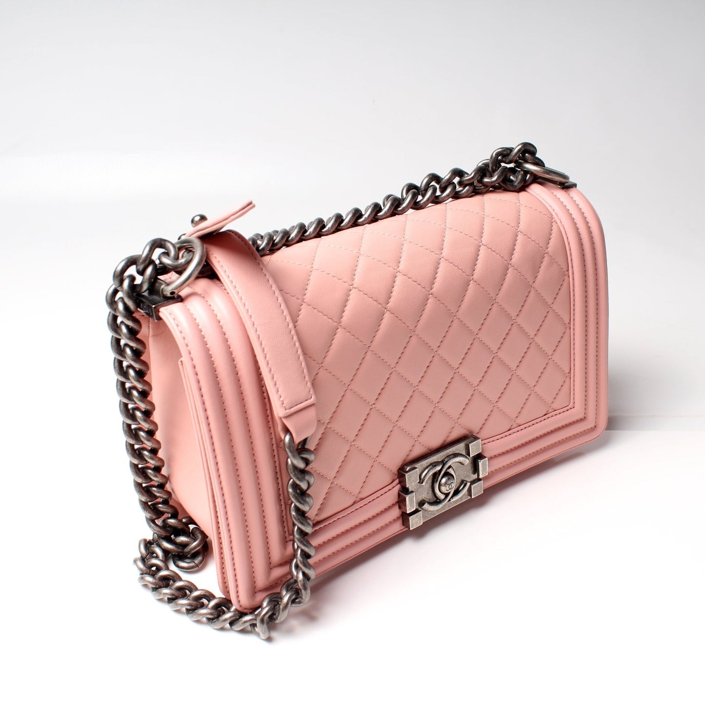 Chanel Boy Flap Old Lambskin 20M Handbag