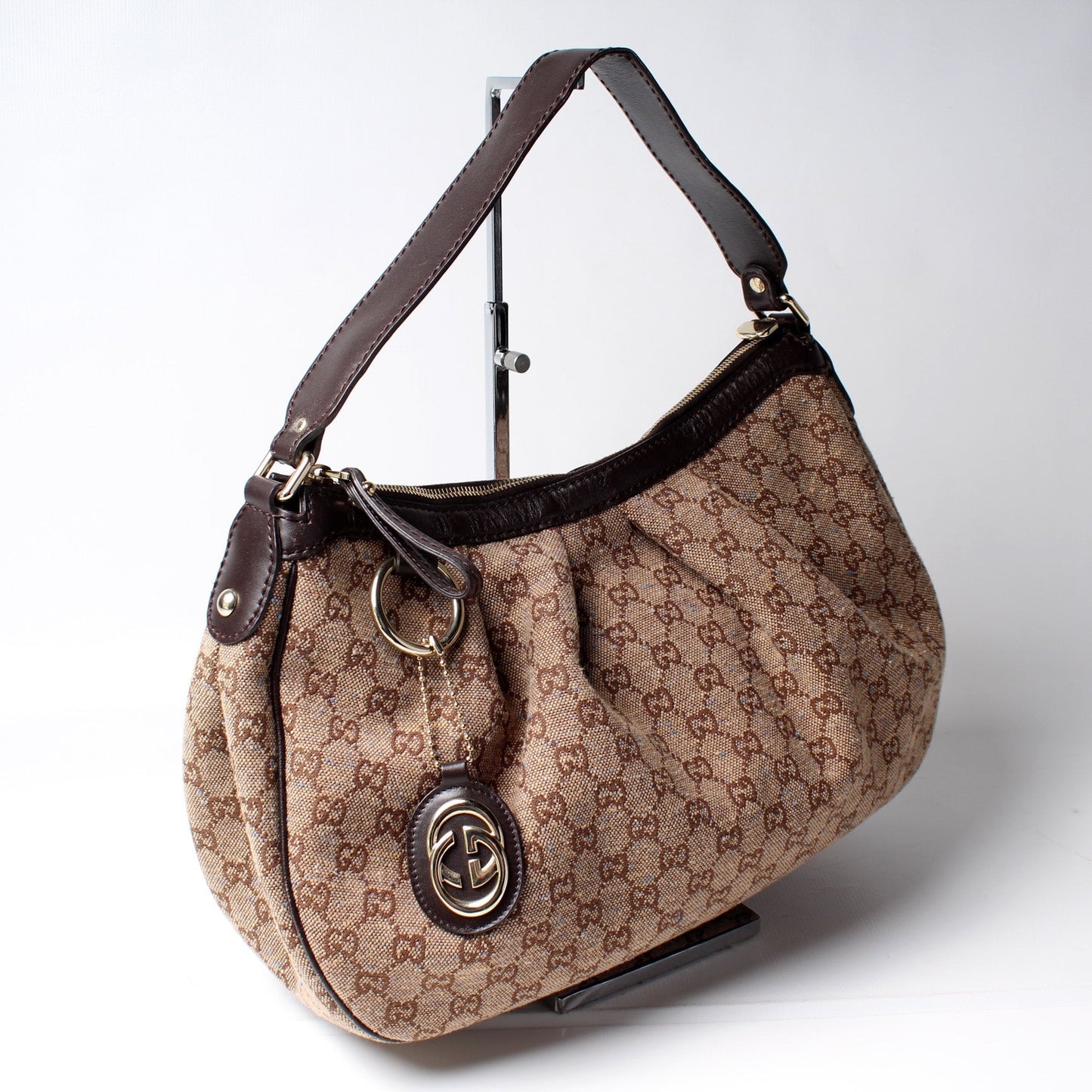 Gucci Sukey Canvas Medium Shoulder Bag