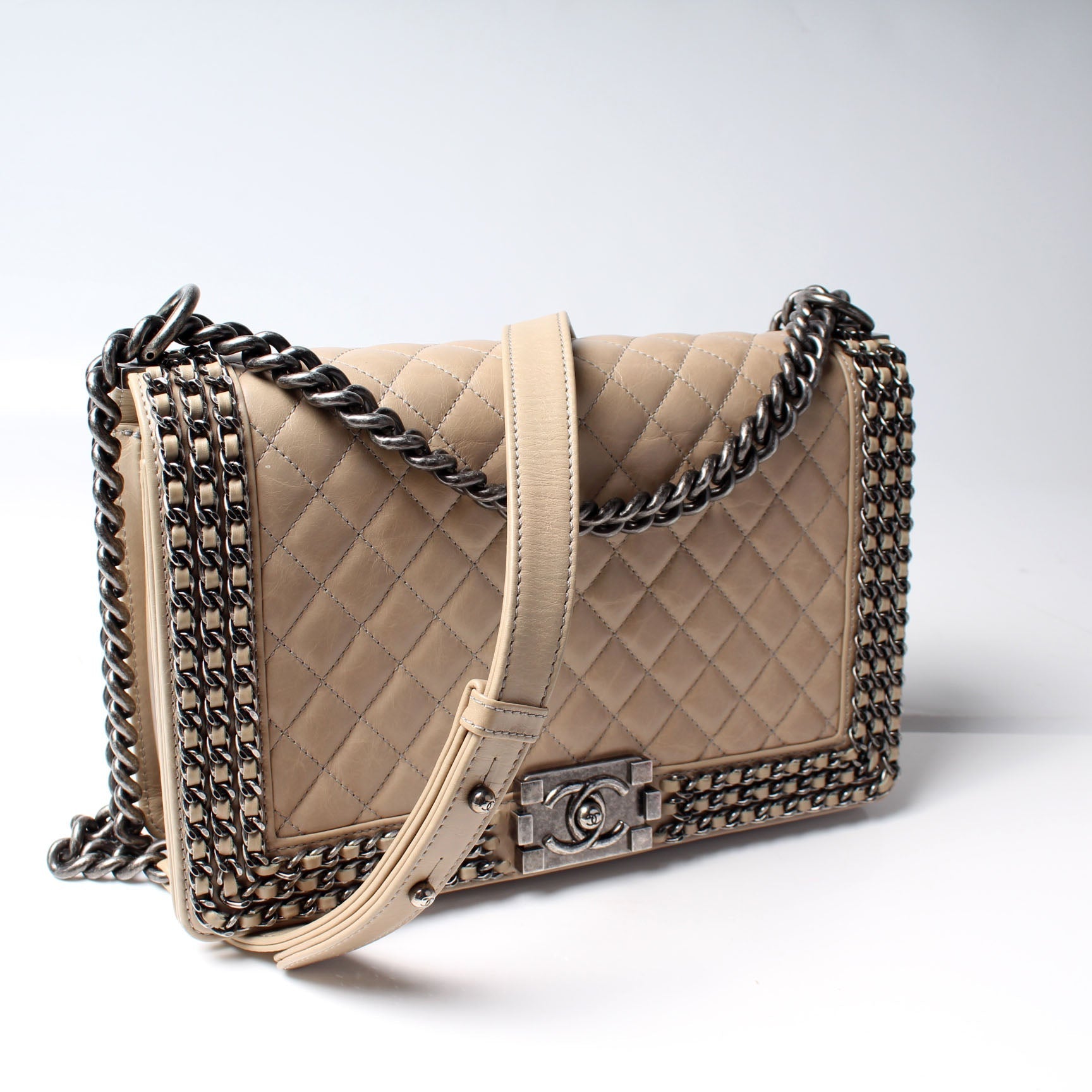 Chanel Boy Flap Old Around 20M Handbag