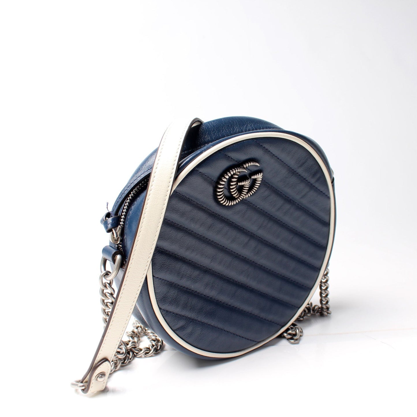 Gucci Marmont Round Mini Travel Bag Round 3