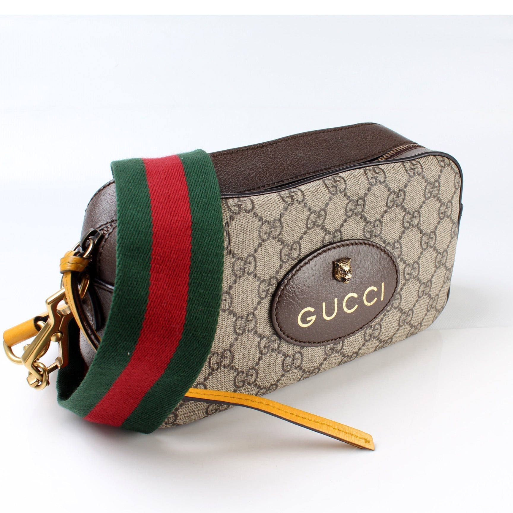 Gucci GG Supreme Messenger Travel Bag Bag 4