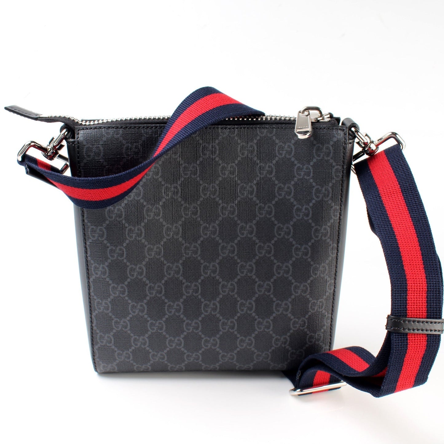 Gucci GG Supreme Messenger Travel Bag Bag 3