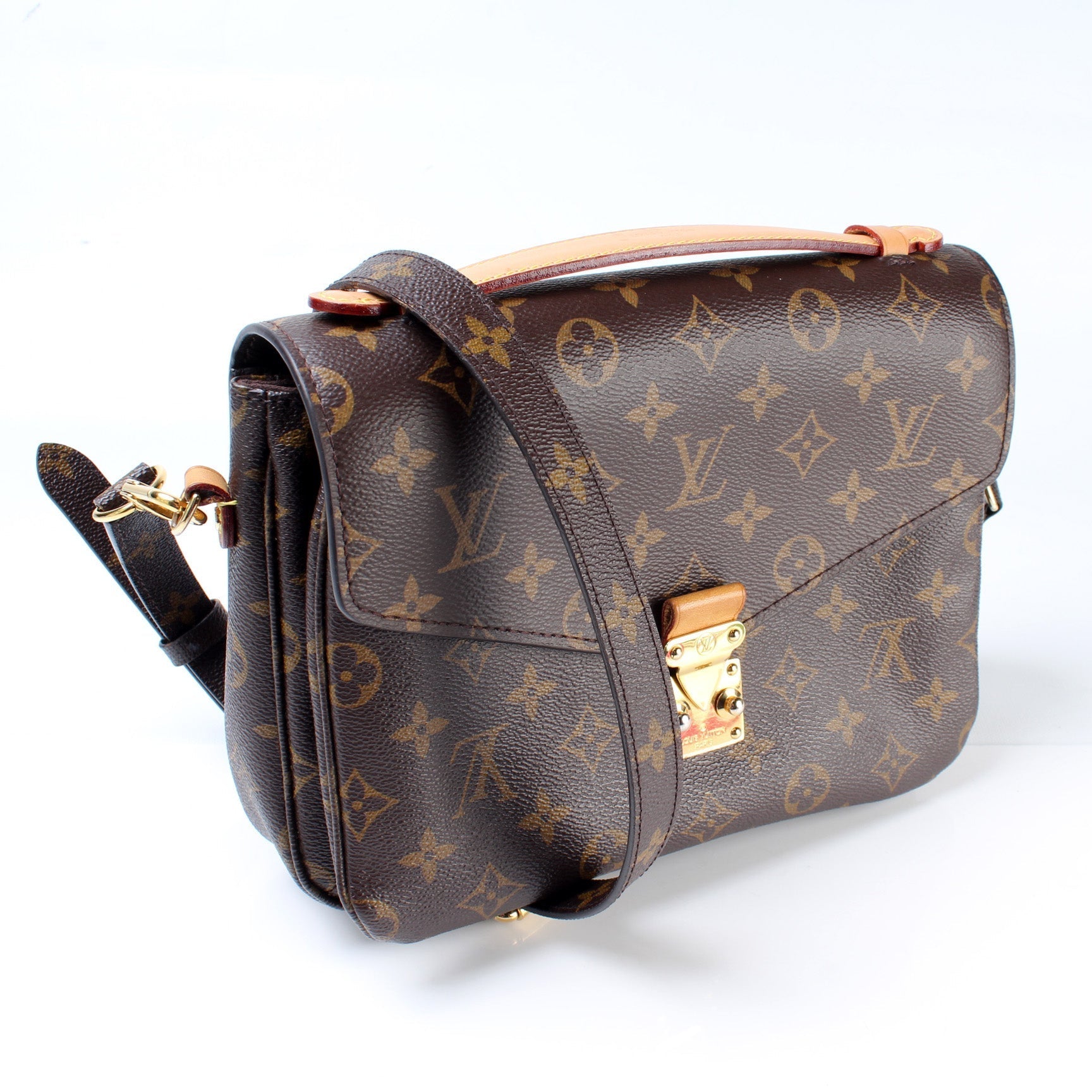 Louis Vuitton Pochette Metis Monogram Clutch Bag Monogram 45