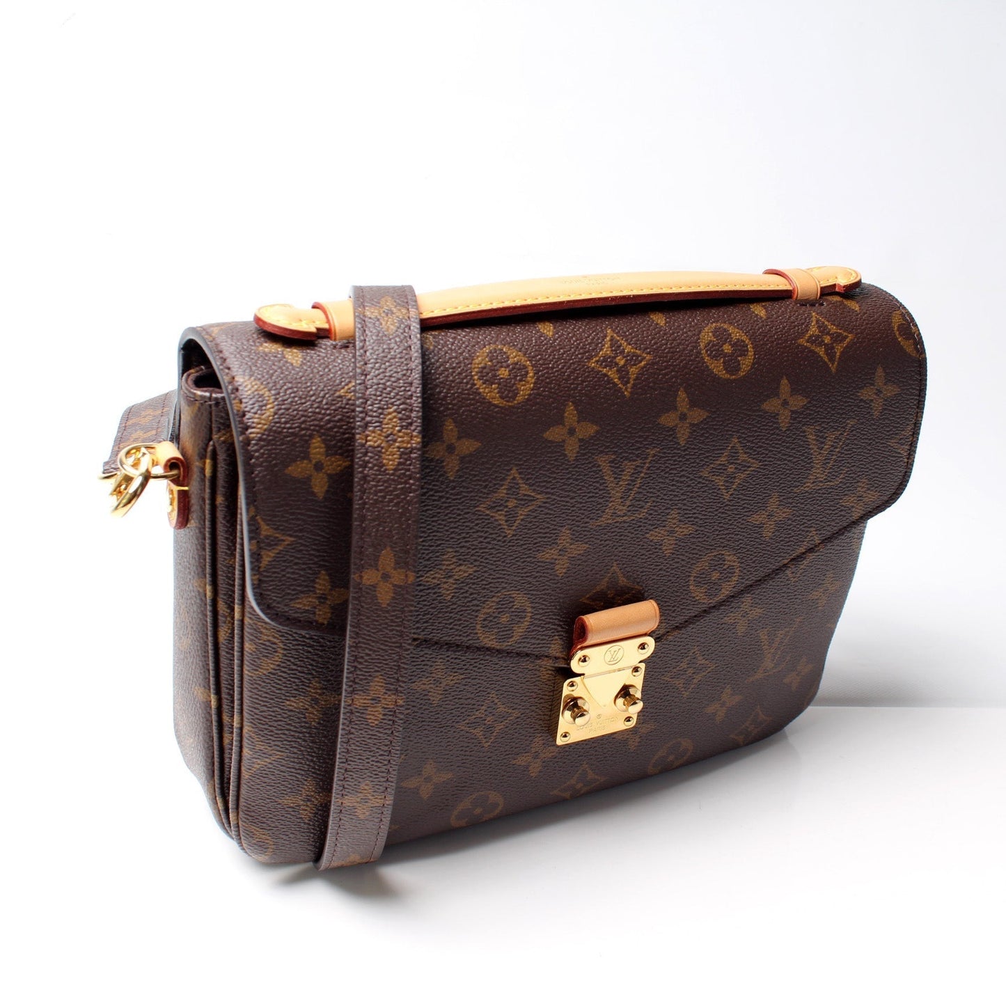 Louis Vuitton Pochette Metis Monogram Clutch Bag Monogram 48
