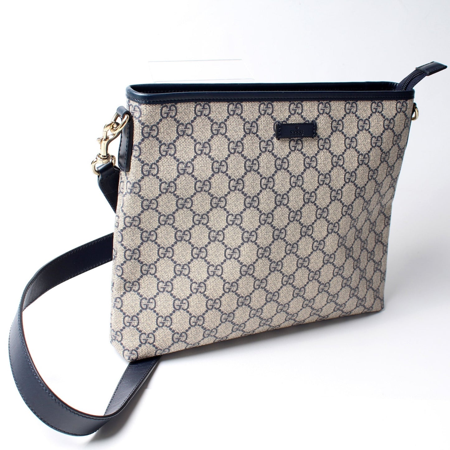 Gucci GG Supreme Crossbody Bag Crossbody 5