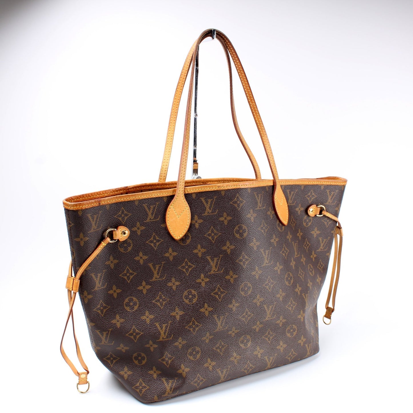 Louis Vuitton Neverfull MM Monogram Tote Bag Monogram 57