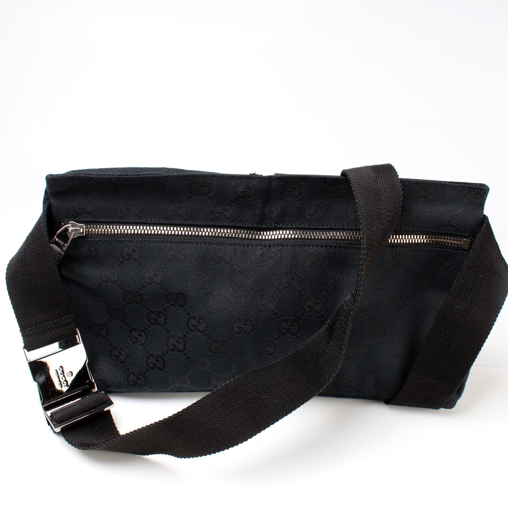 Gucci GG Waist Canvas Travel Bag Bag 15