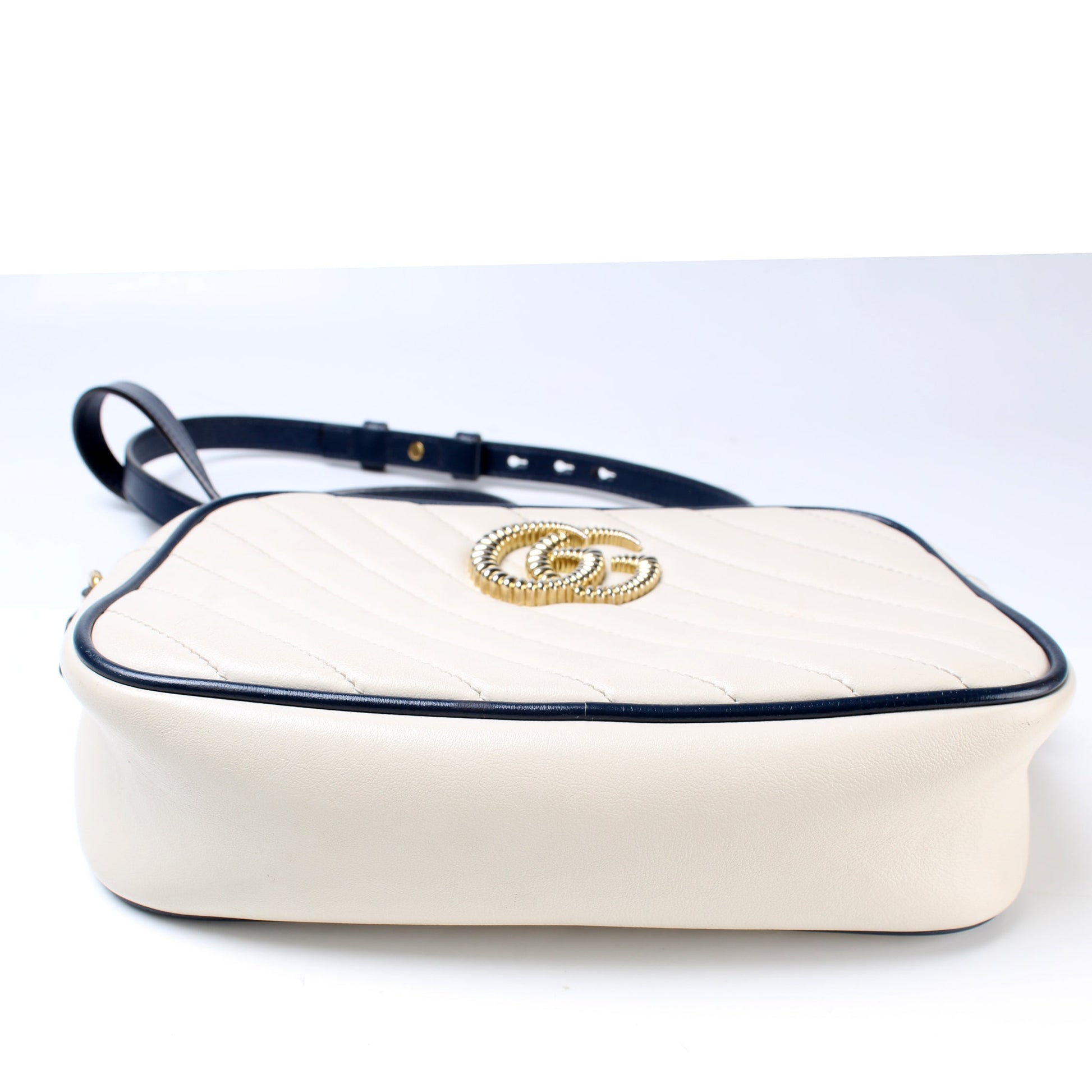 Gucci Marmont Torchon Camera Bag Leather Small Travel Bag