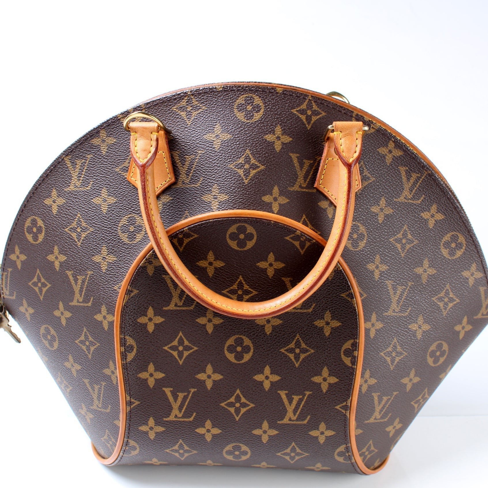 Louis Vuitton Ellipse MM Monogram Handbag Monogram 26