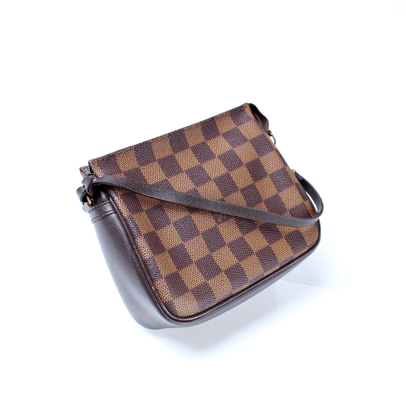 Louis Vuitton Truth Makeup Ebene Damier Handbag