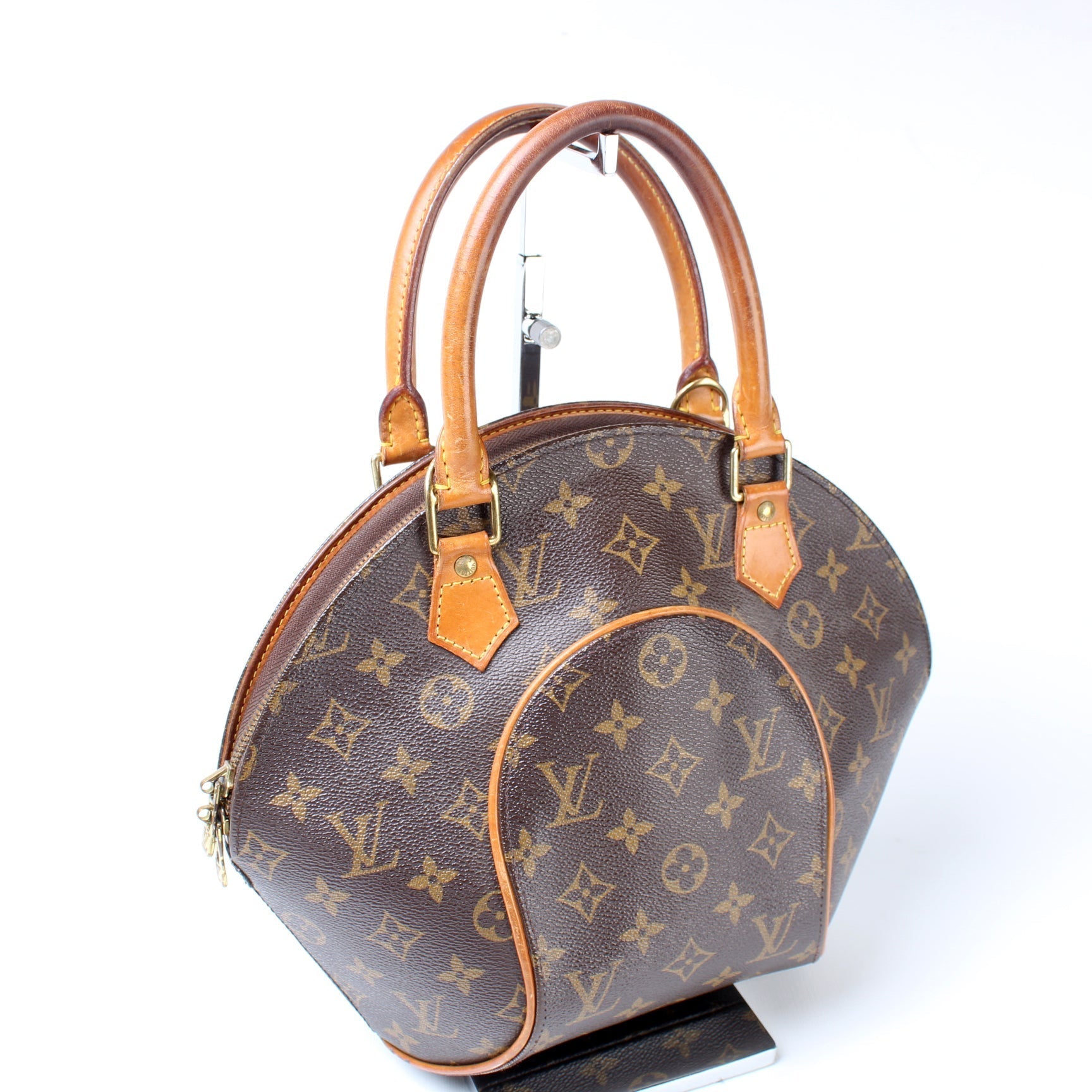 Louis Vuitton Ellipse PM Monogram Handbag Monogram 16