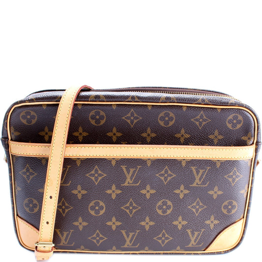 Louis Vuitton Trocadero 30 Monogram Handbag Monogram 14