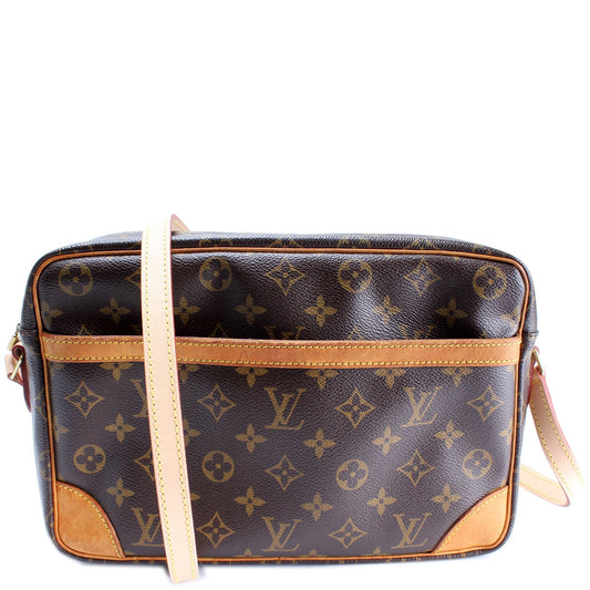Louis Vuitton Trocadero 30 Monogram Handbag Monogram 1
