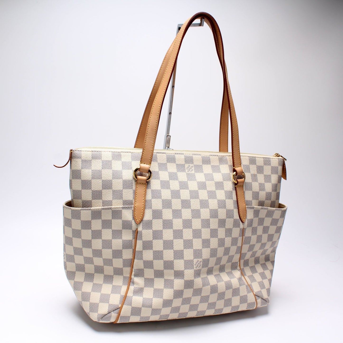 Louis Vuitton Totally Azur MM Damier Handbag Azur 2