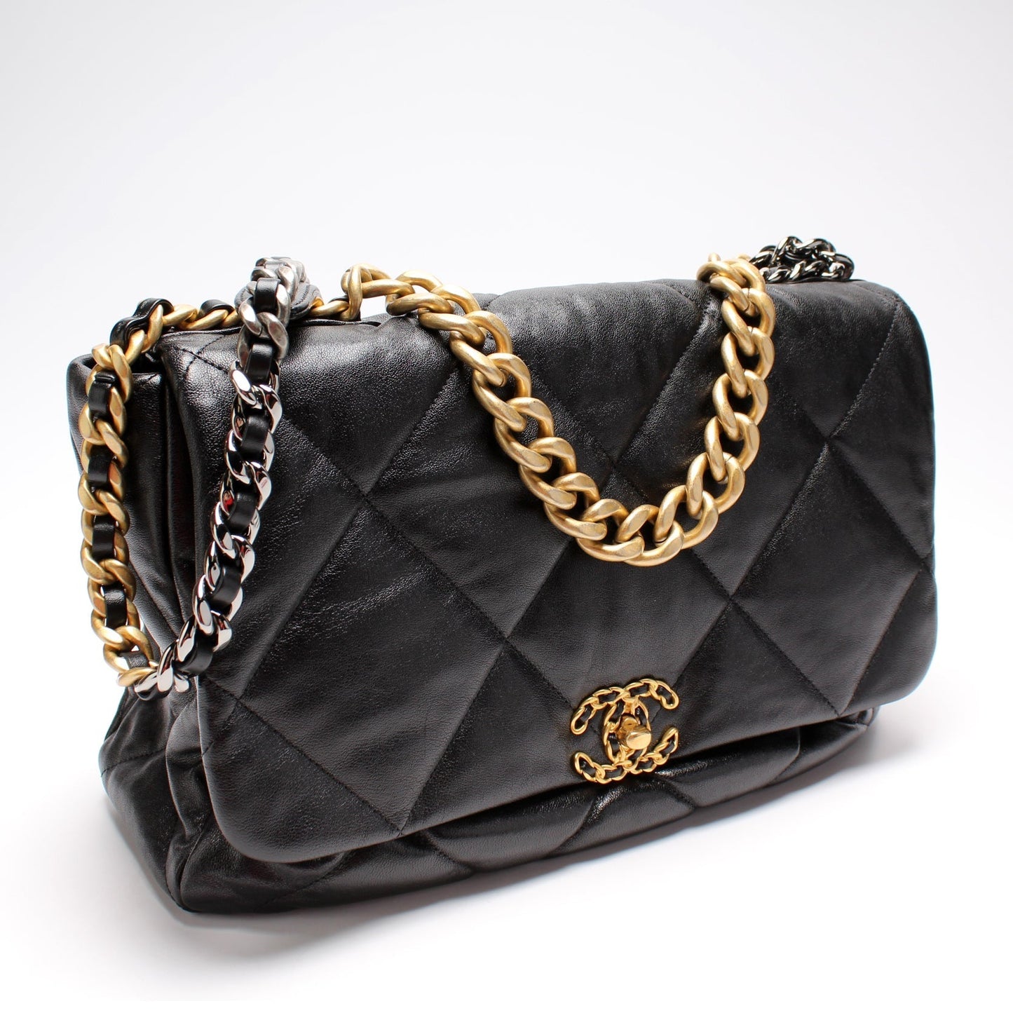 Chanel Quilted Goatskin 19 Maxi Flap 29M Handbag 29M 1
