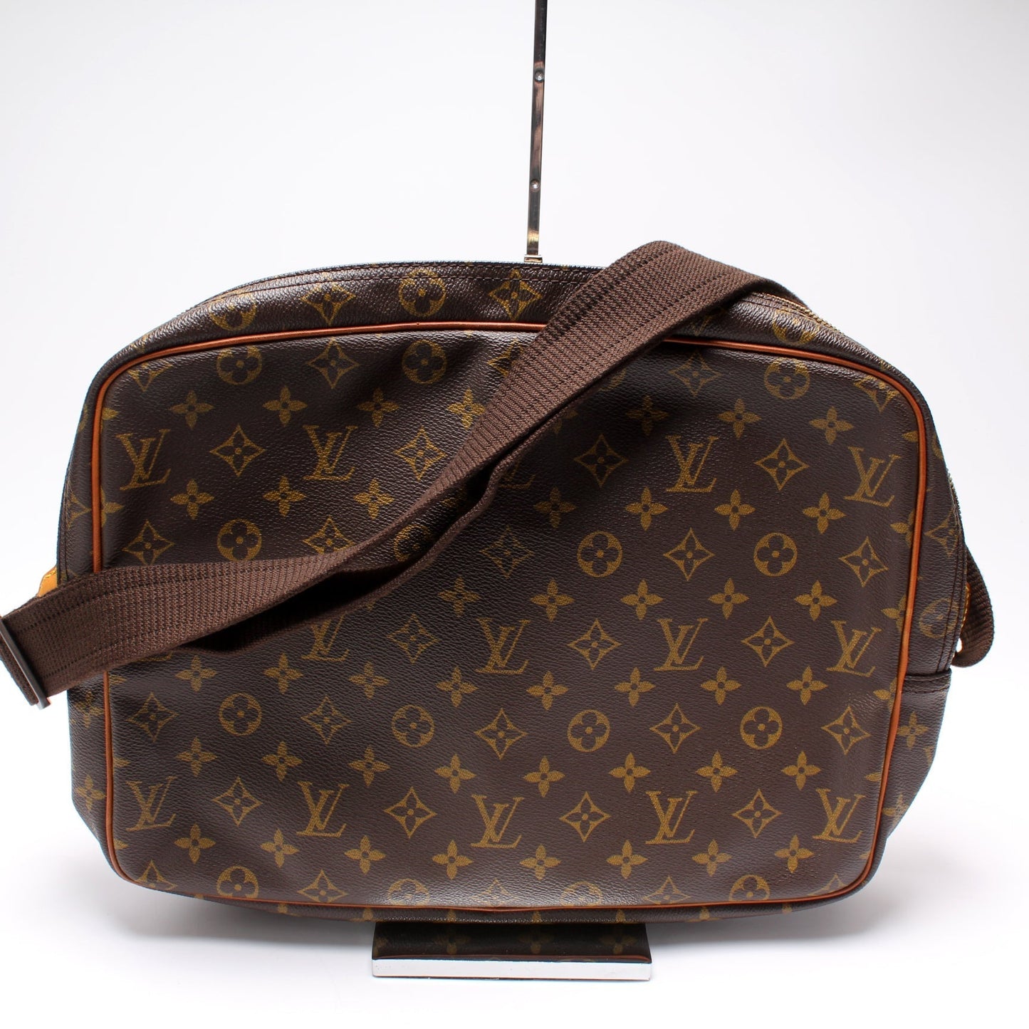 Louis Vuitton Reporter Monogram GM Handbag Monogram 2