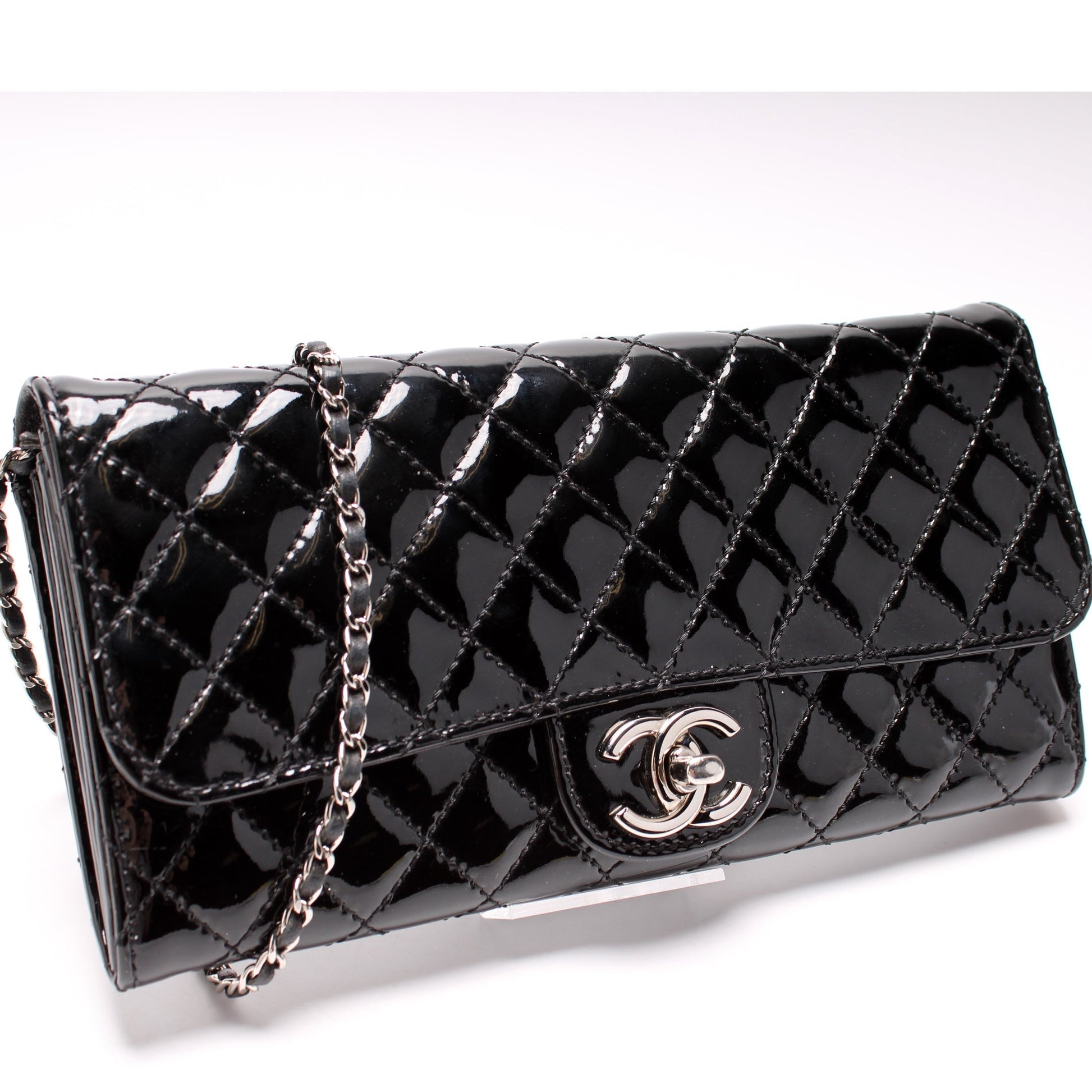 Chanel CC Flap Patent Quilted 14M Wallet Case