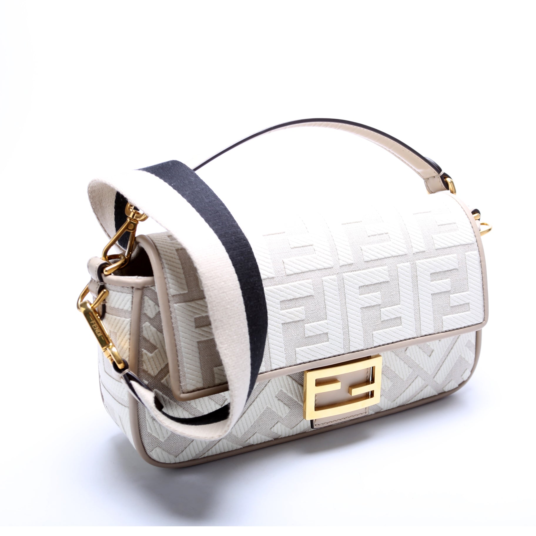 Fendi Ff Canvasuette 8Br600 Bag Travel Bag