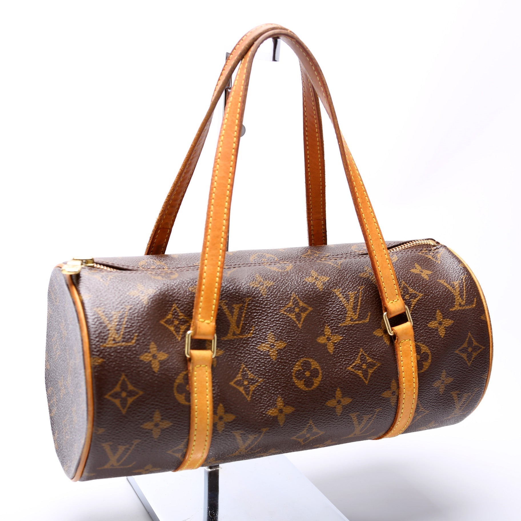 Louis Vuitton Papillon 26 10.5in Monogram Handbag