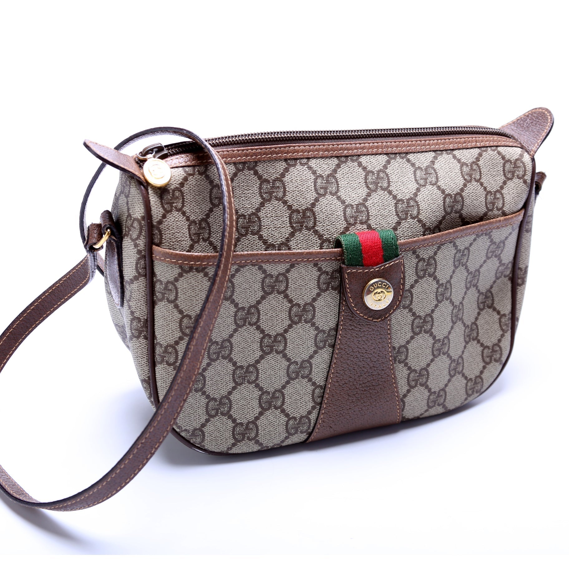 Gucci 001.56. Supreme Messenger Travel Bag