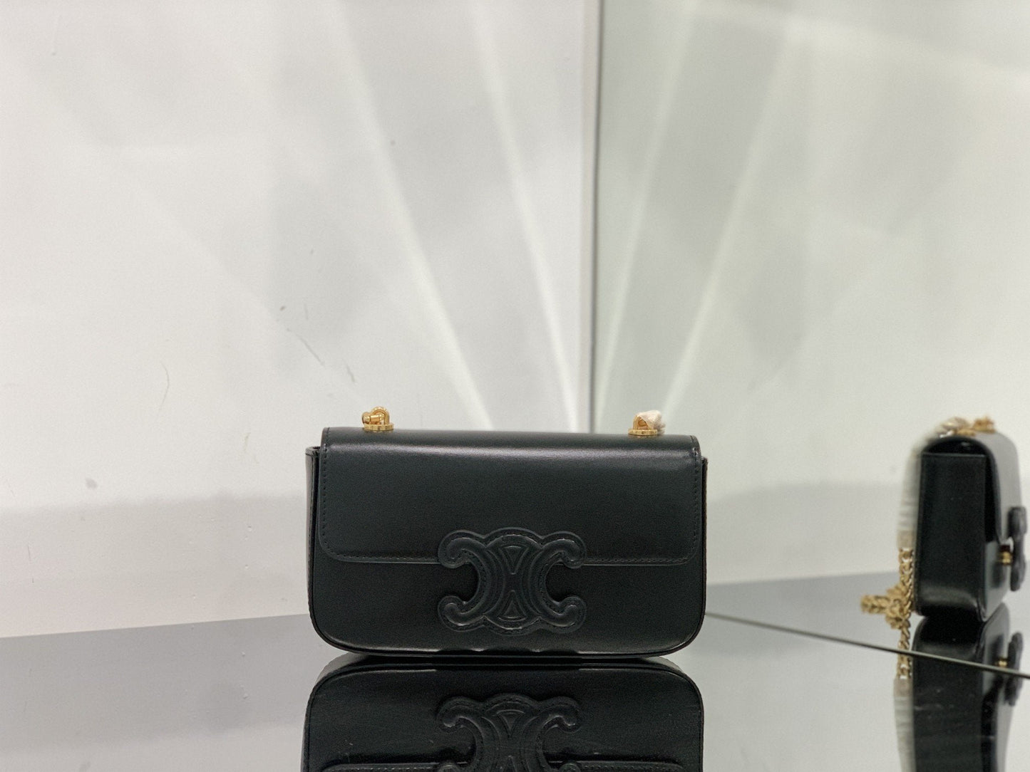 Top Quality Shoulder Bag Cuir Triomphe For Black Chain 79In20Cm 2617