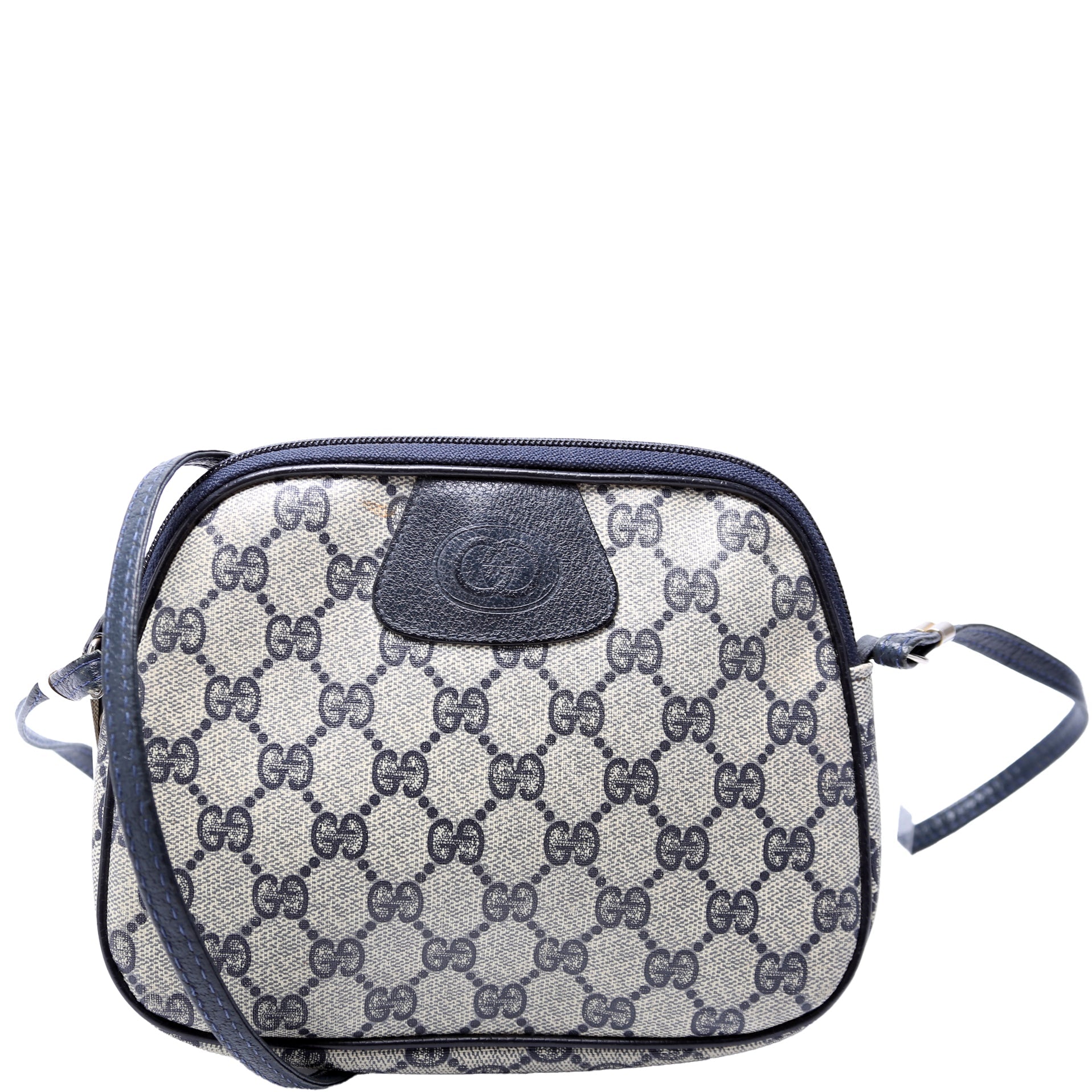 Gucci Supreme Shoulder Bag 32