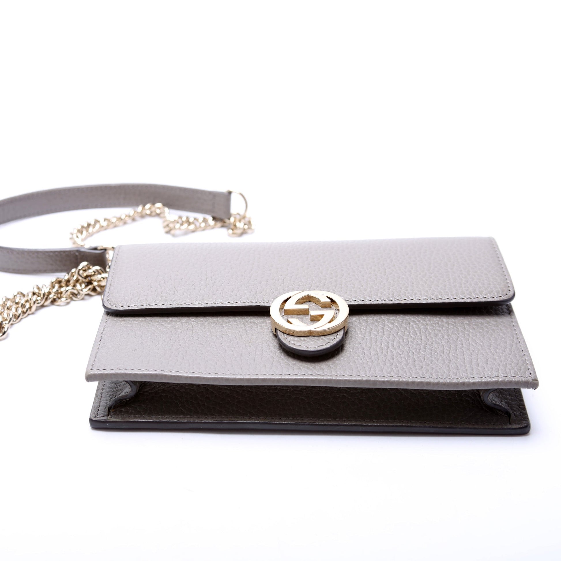Gucci Interlocking G Chain Wallet Case