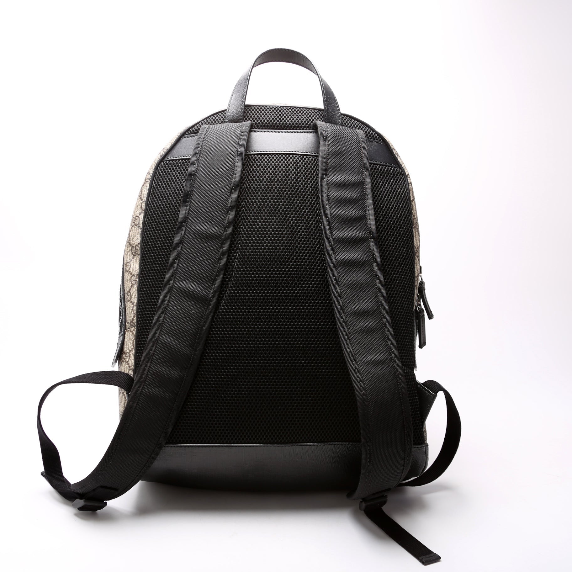 Gucci GG Supreme Backpack Medium