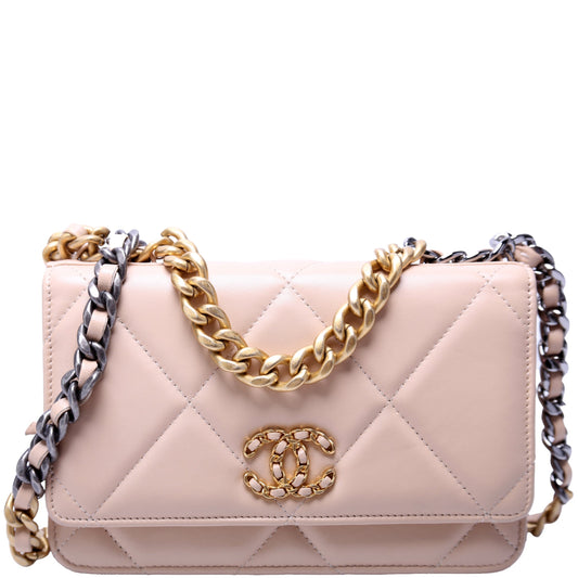 Chanel 19 WOC Quilted Lambskin 31M Clutch Bag