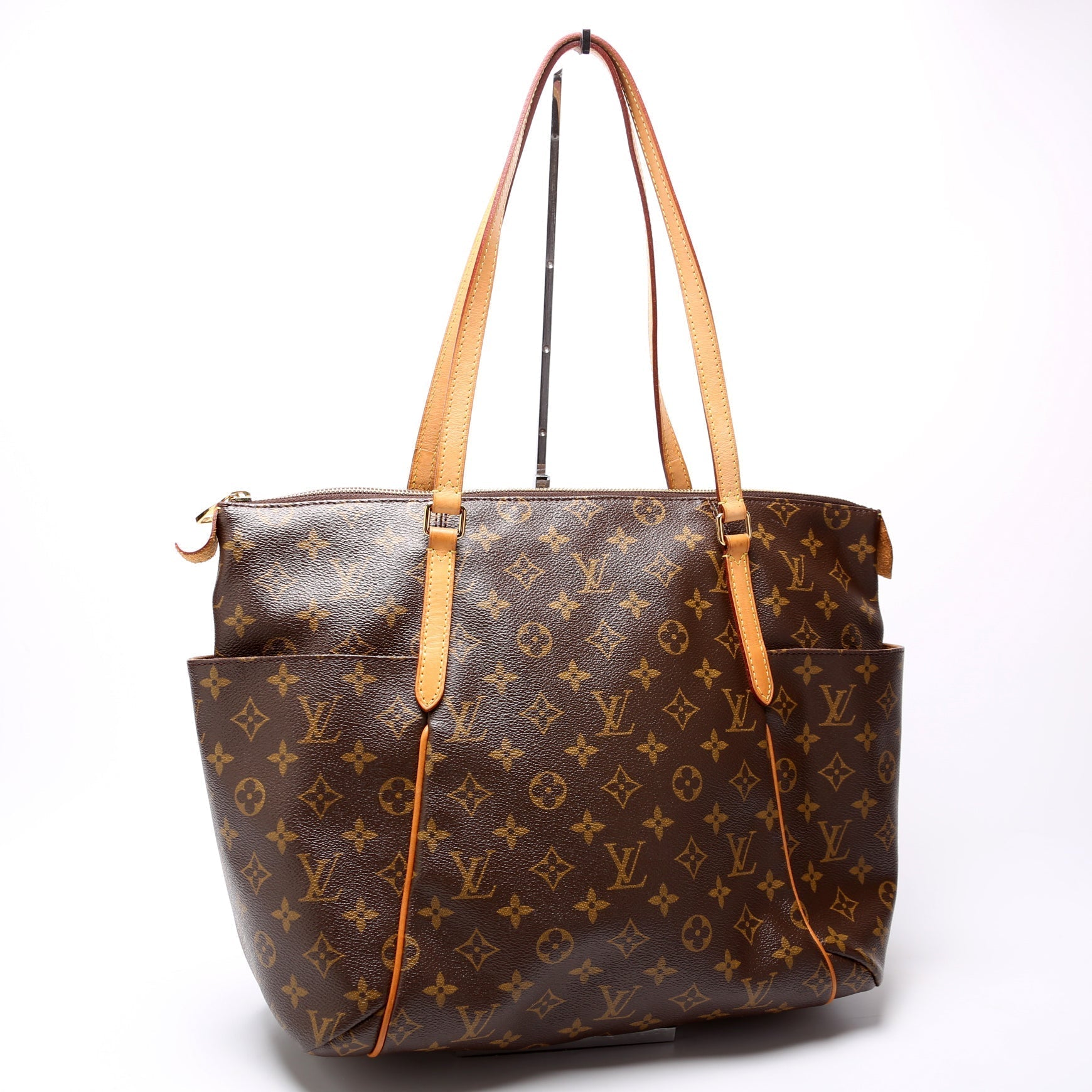 Louis Vuitton Totally Monogram MM Handbag Monogram 23