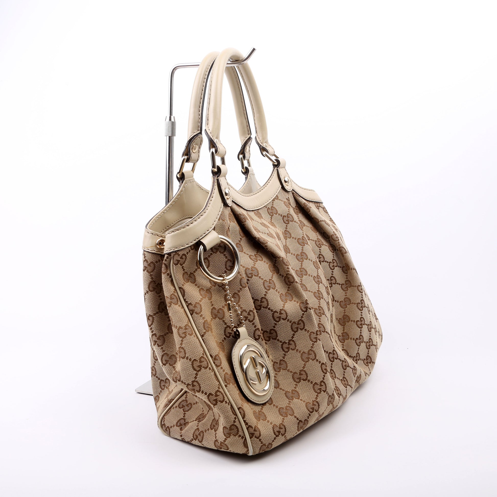 Gucci Sukey GG Canvas Medium Travel Bag Medium 20