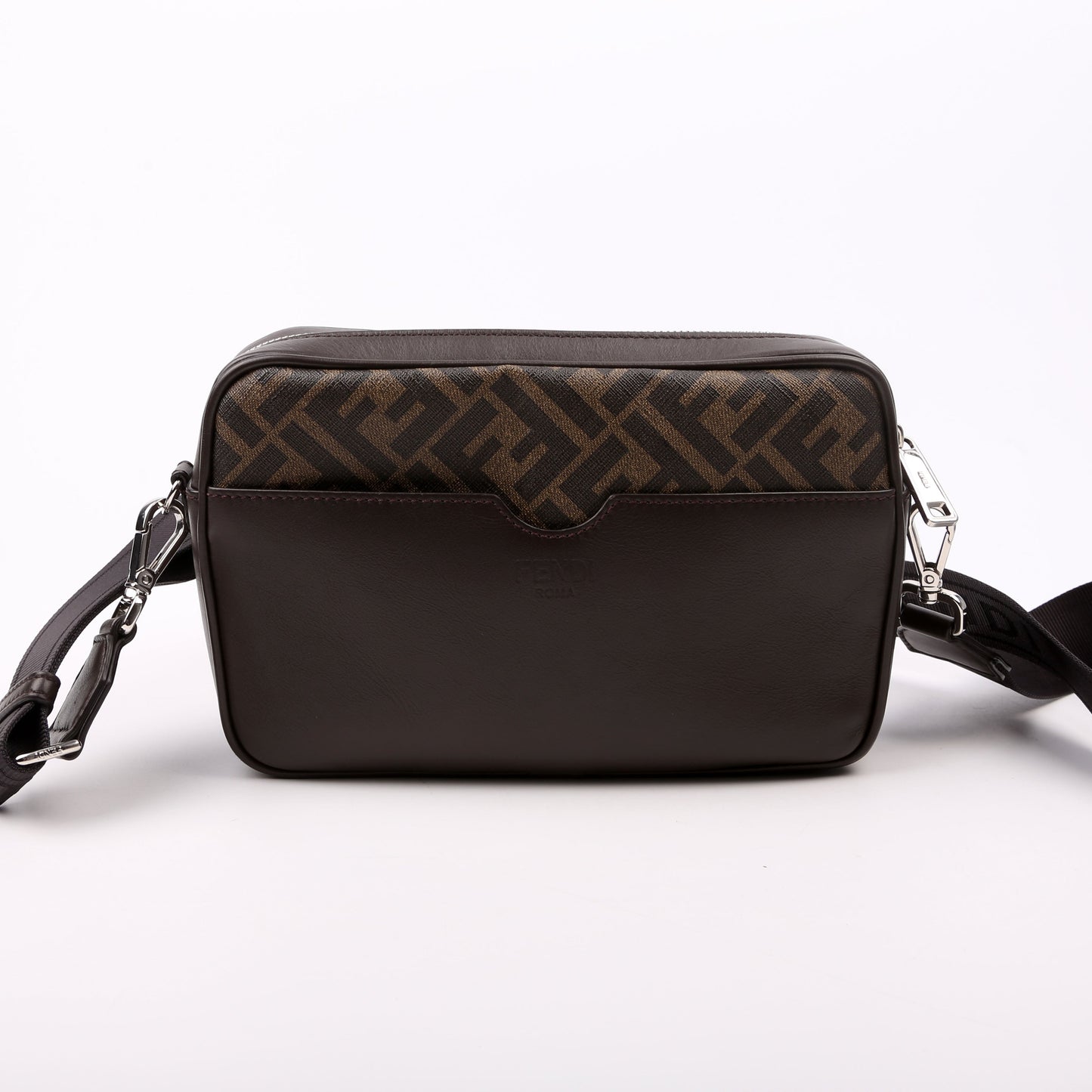 Fendi 7M0286 Zucca Roma Camera Case Bag Leather Brown Logo Travel Bag