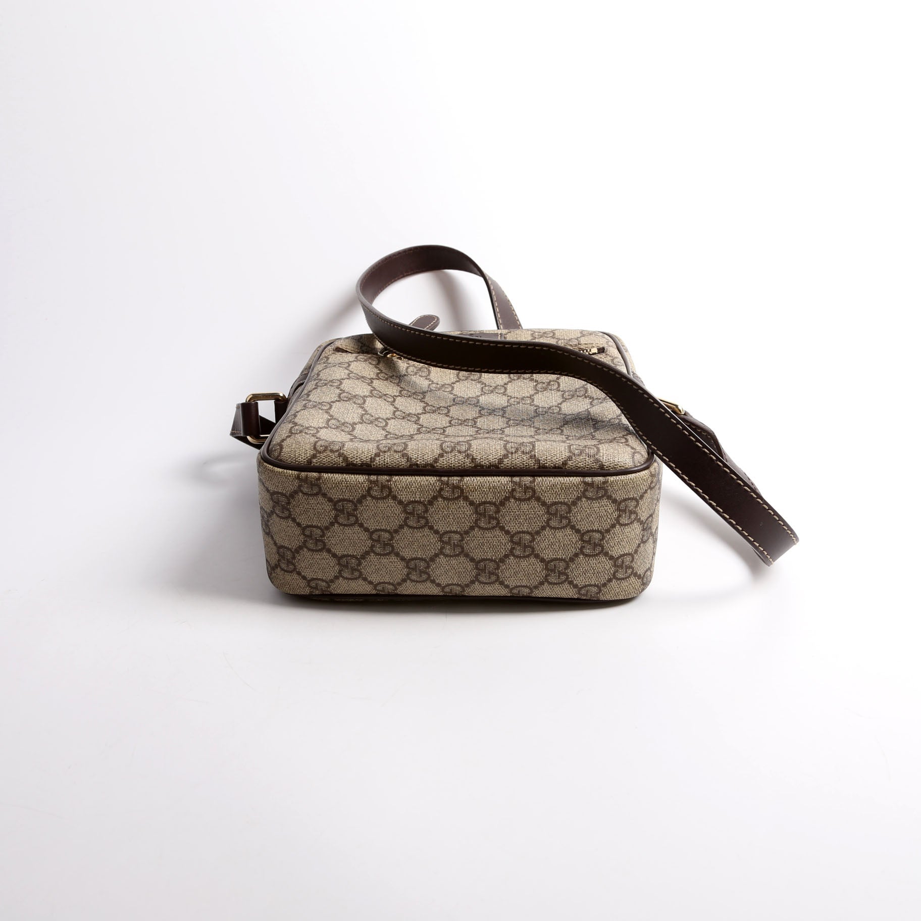Gucci GG Supreme Shoulder Bag 8