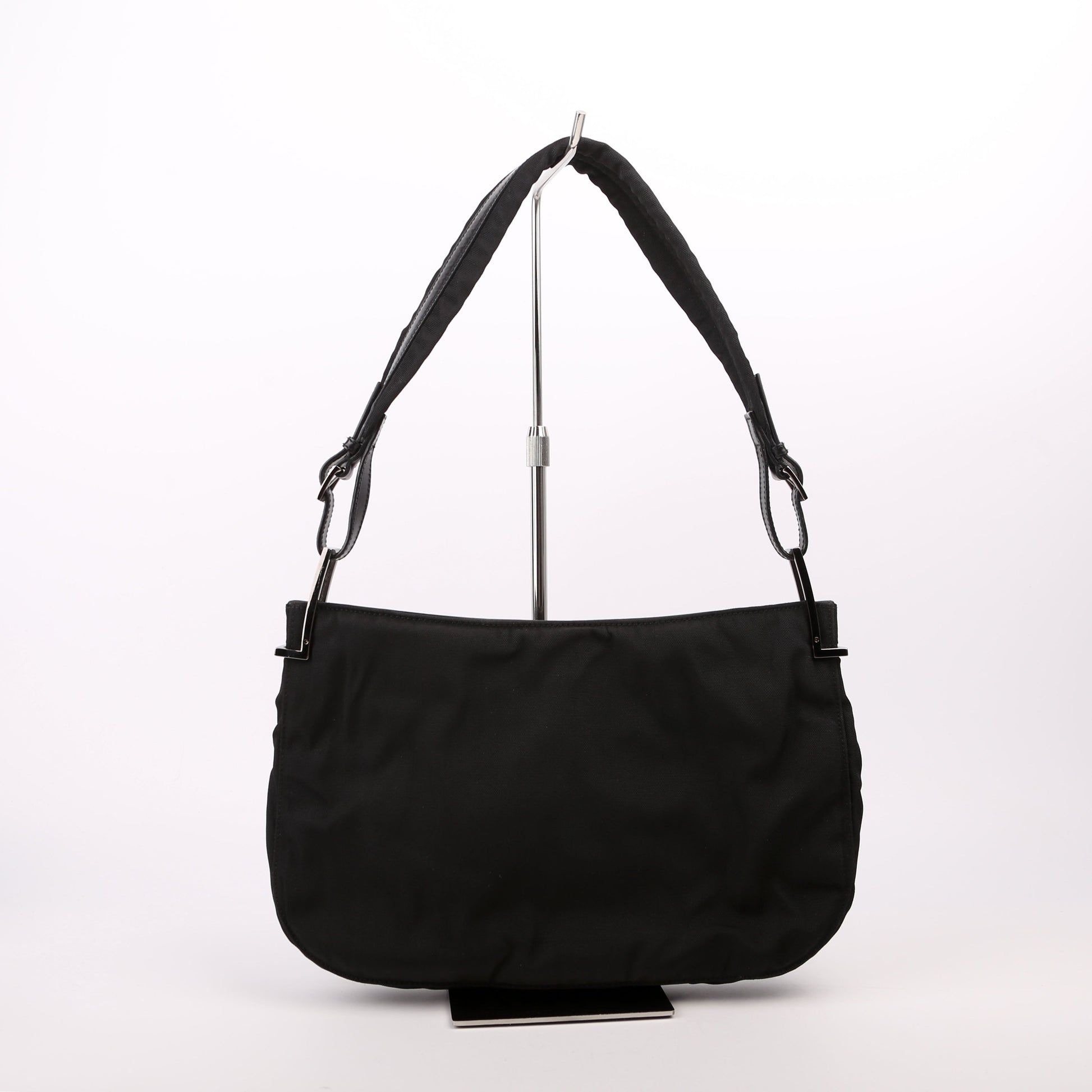 Gucci 001 Nylon Black Small Shoulder Bag
