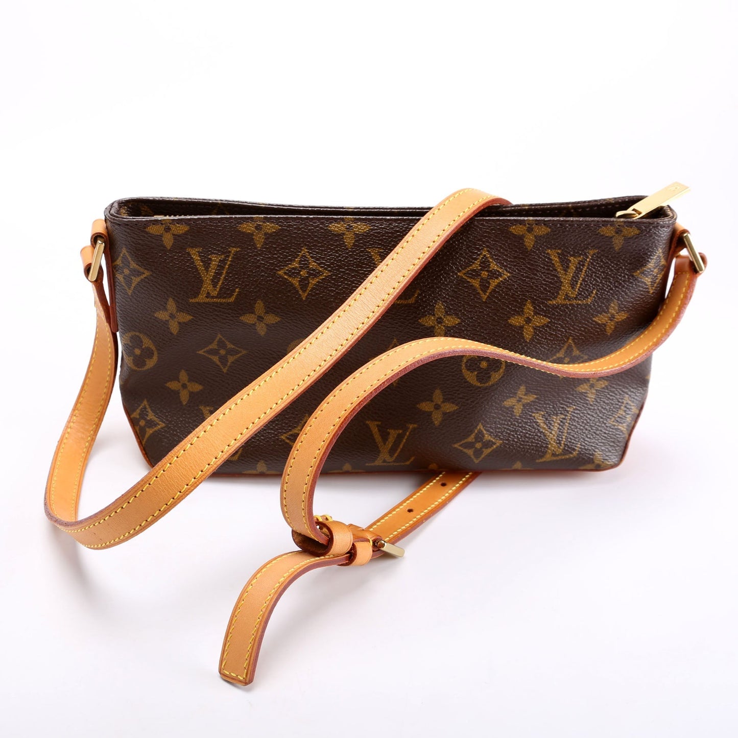 Louis Vuitton Trotteur Monogram Handbag Monogram 19