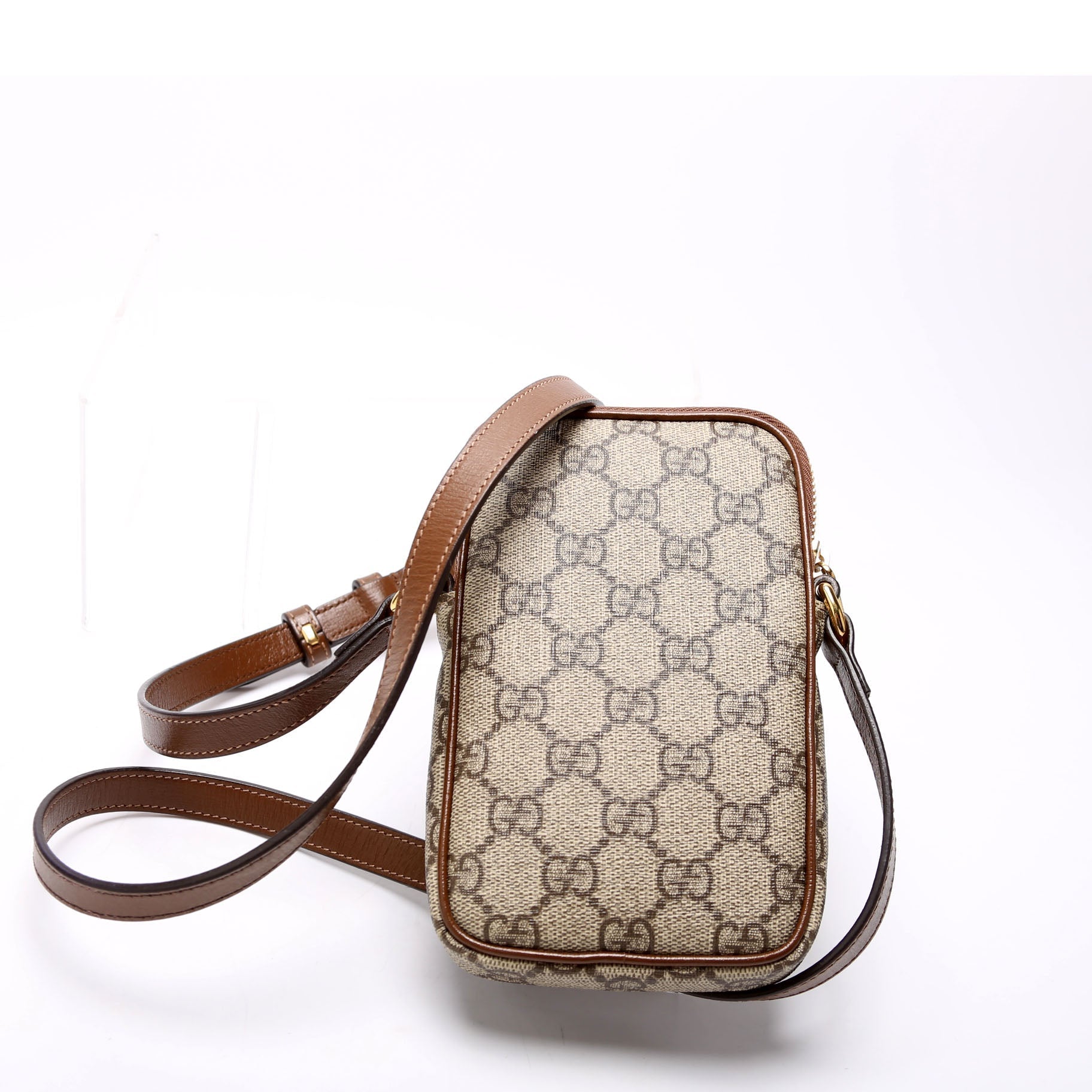Gucci GG Supreme Interlocking Phone Pouch Travel Bag