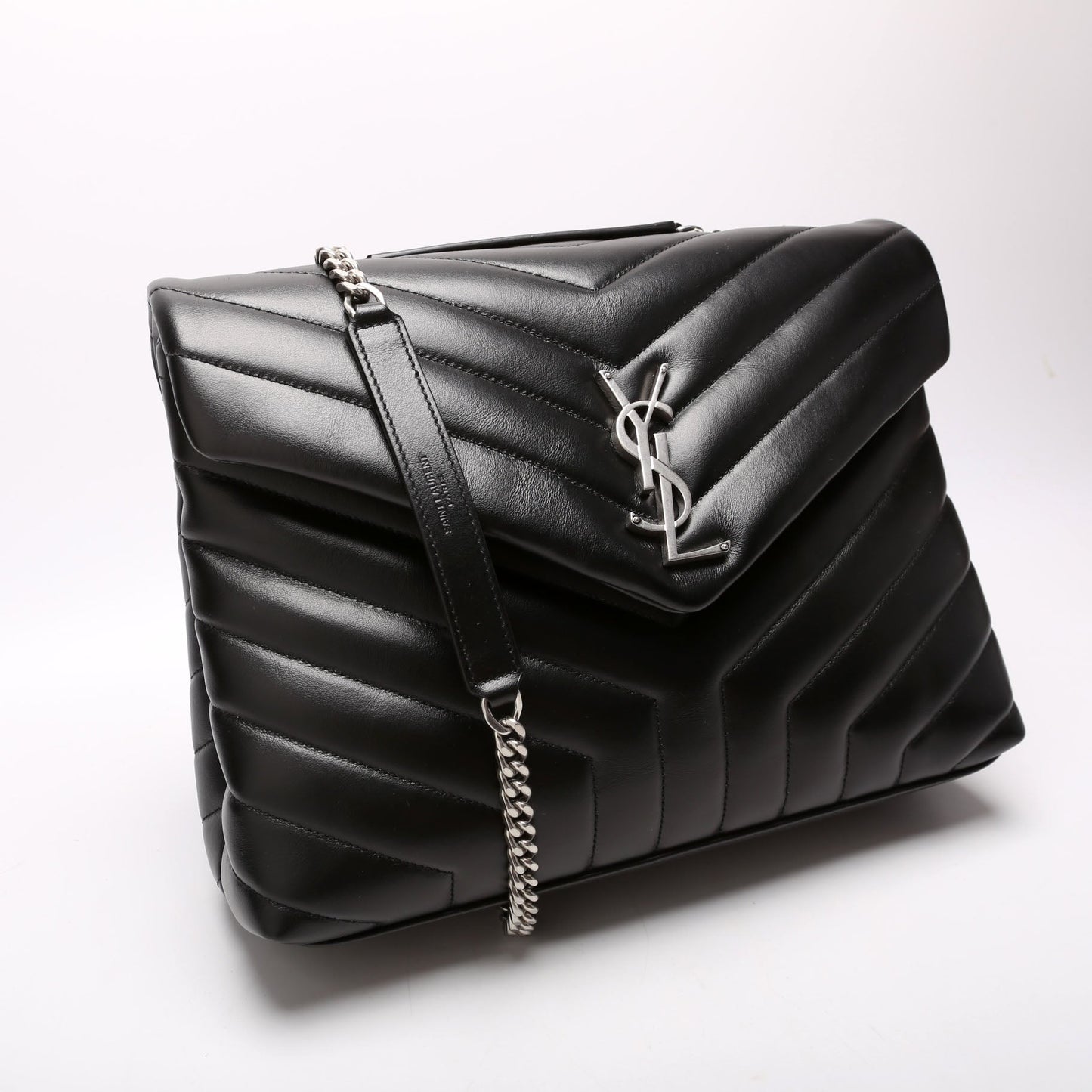 YSL Saint Laurent Saint Laurent Loulou Bag Quilted Black Travel Bag