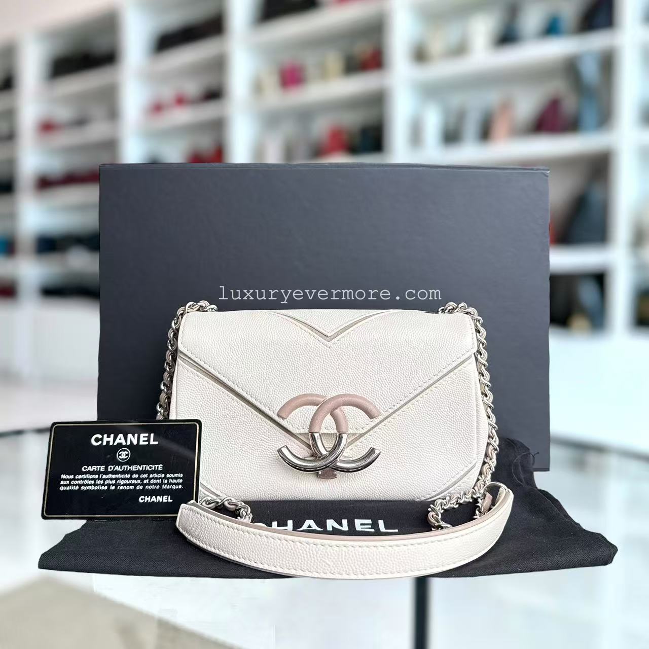 Chanel CC Flap Bag - 17CM Caviar Chevron White Silver Mini Bag