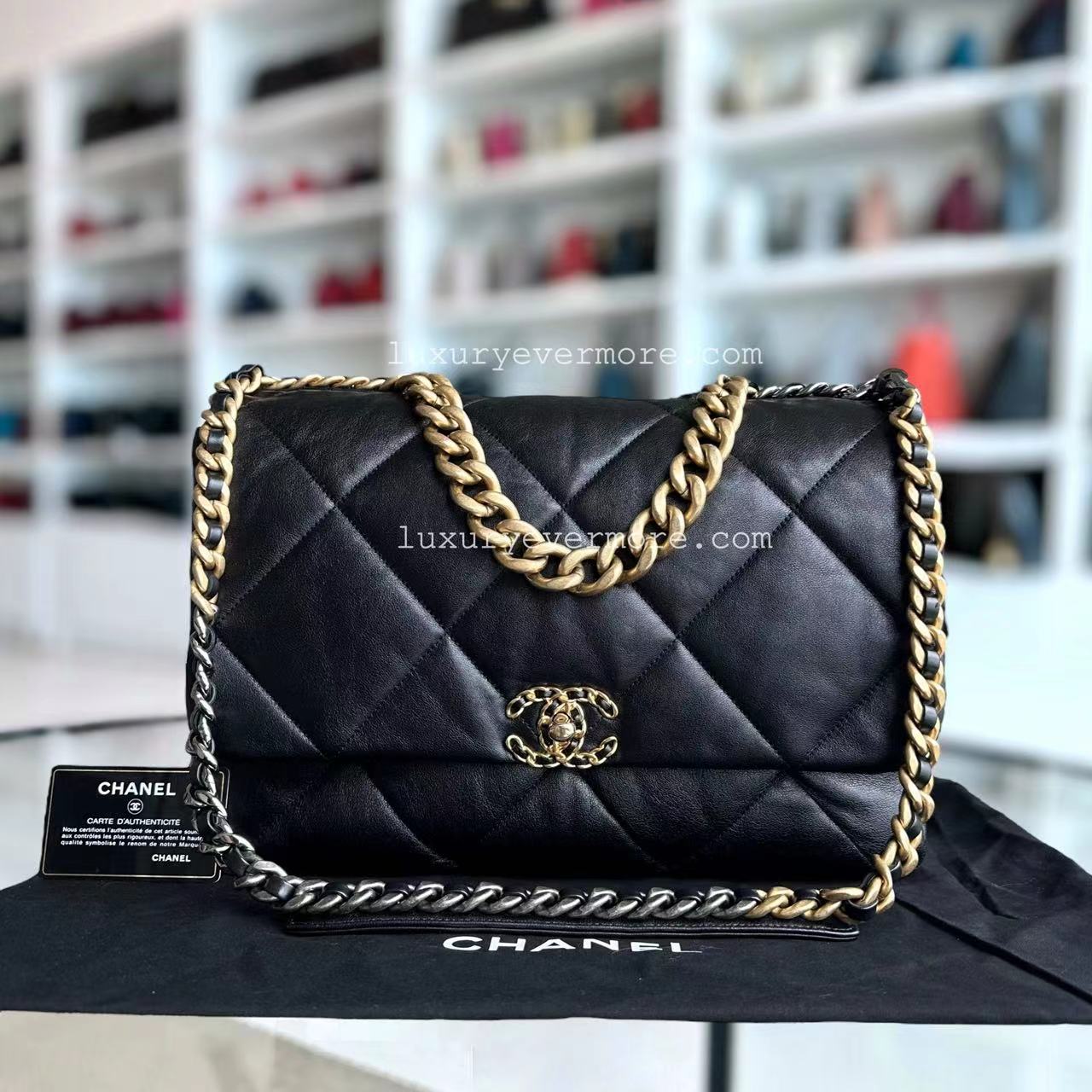 Chanel 19 Bag Maxi - Goatskin 19Bag Two-tone Quilted Black Handbag