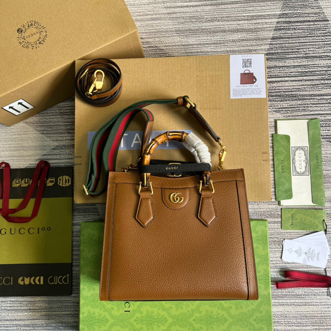 gg Diana , ’s 11in Red Small Tote Bag