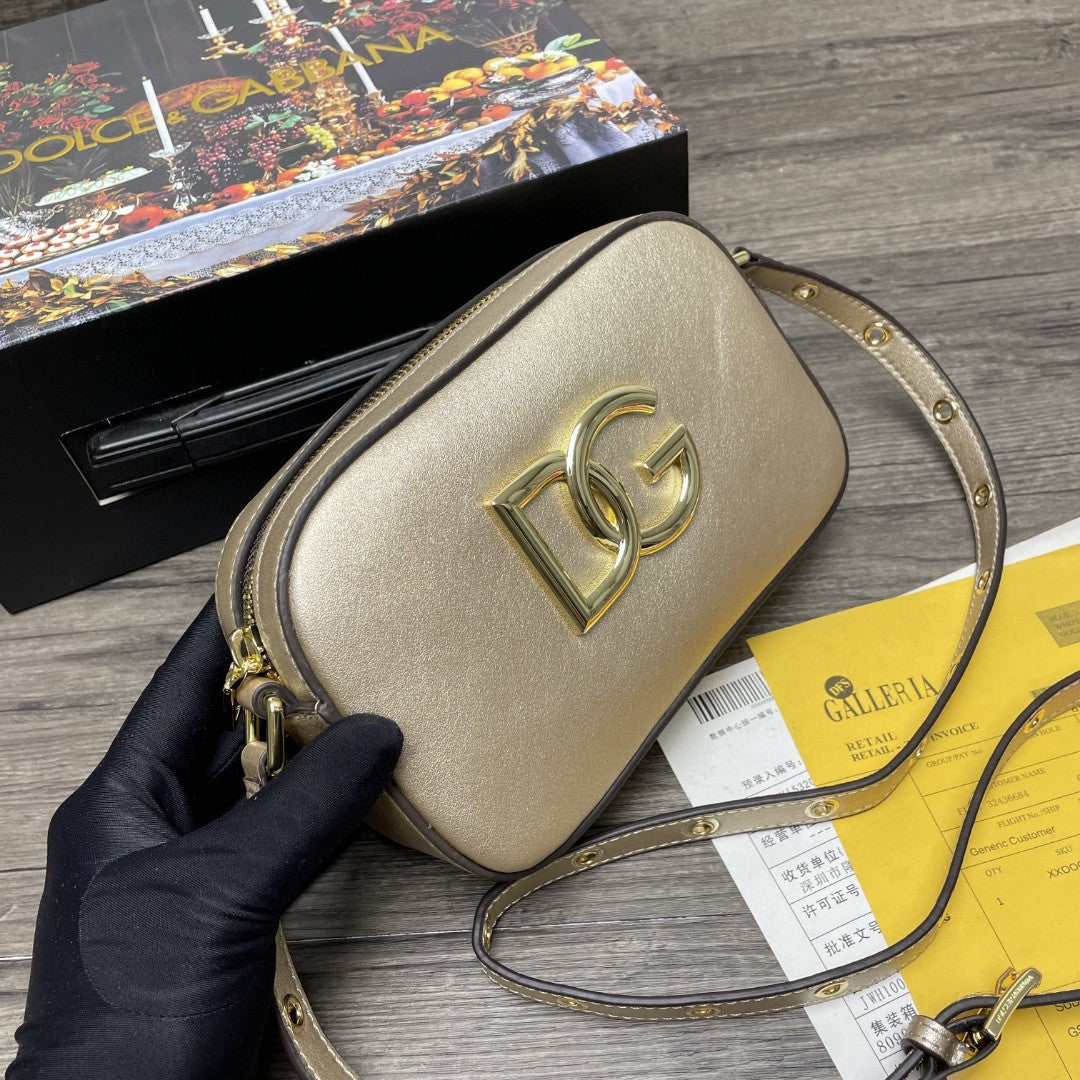 35 Gold 75In19Cm Crossbody Bag