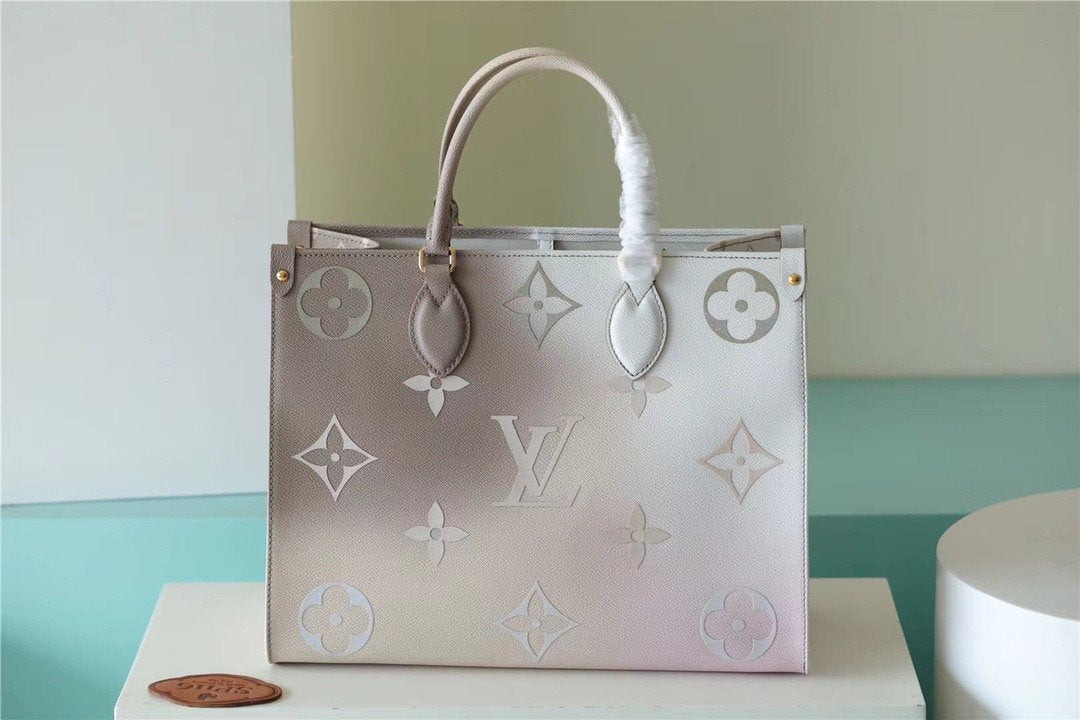 Top Quality Onthego Mm Tote Bag In Canvas Monogram