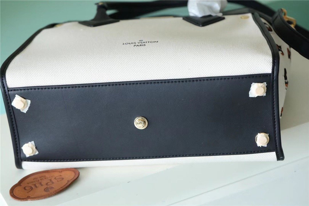 Top Quality On My Side Mm Bag Monogram Black Travel Bag